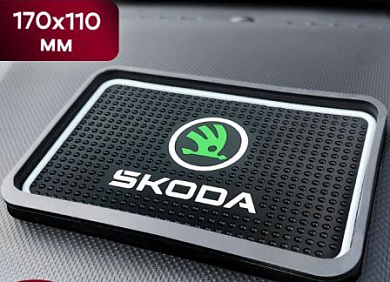 Коврик KPM 018 "Шкода" на приборную панель малый с бортами силикон 17*11см